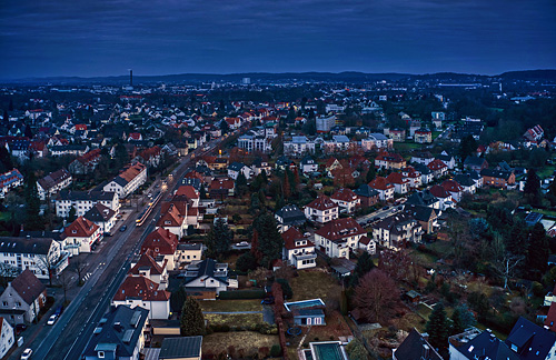 Luftaufnahme der Jöllenbecker Str. in Bielefeld mit dem Gebäude der Hausarztpraxis Dr. med. Yvonne Winter